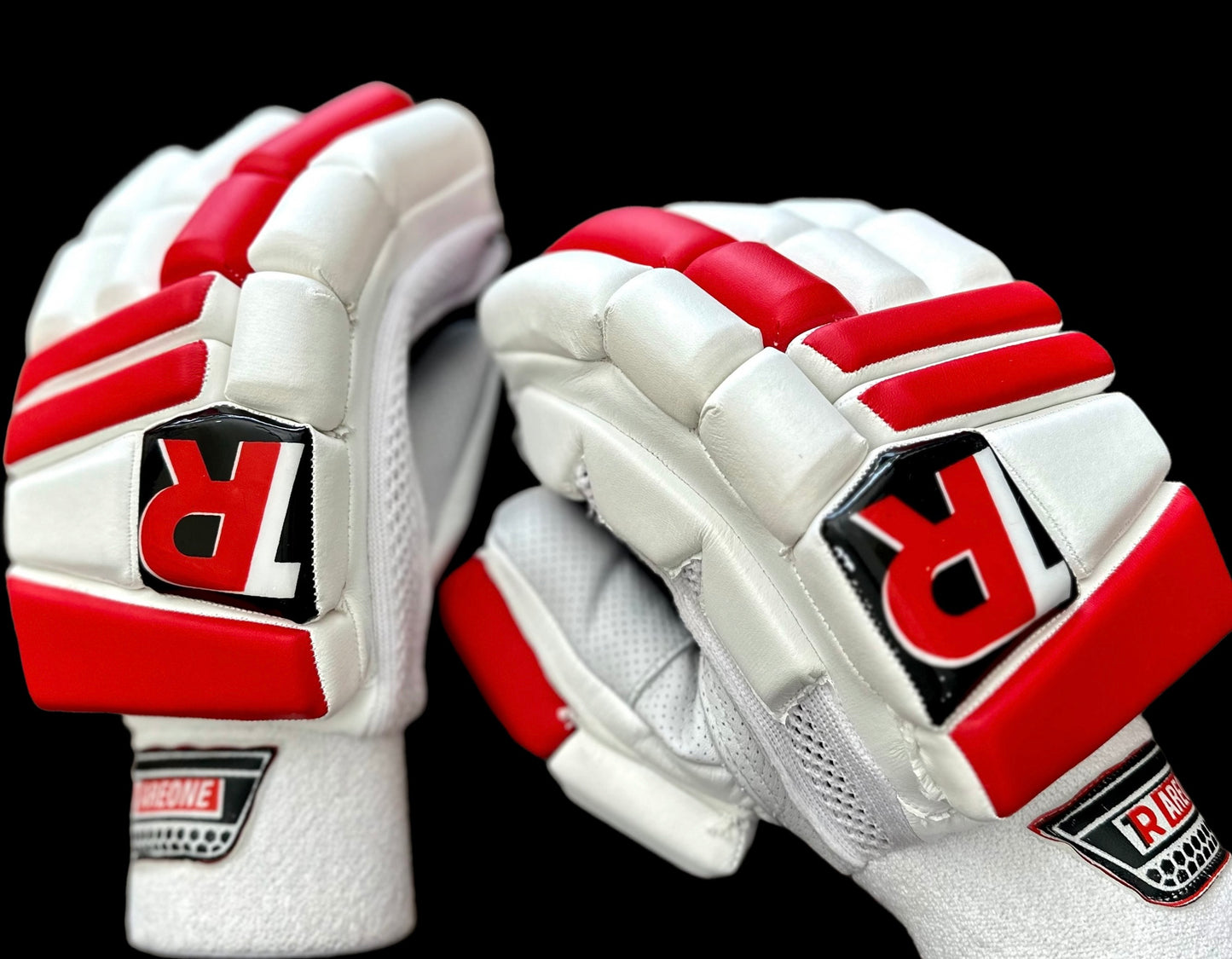 AREONE PLAYER EDITION CRICKET GLOVES